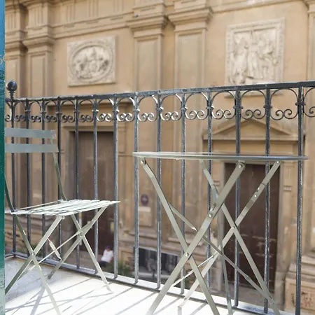 לינה וארוחת בוקר Maqueda 259 - In Palermo's Lively Heart 4*